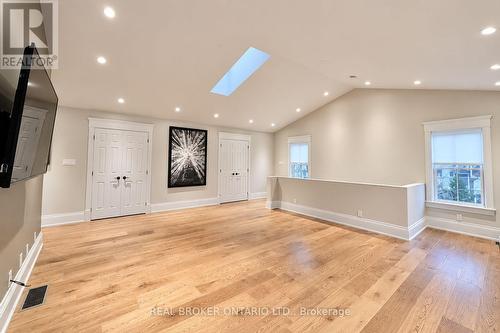 COACH HOUSE - 361 MAIN STREET N , Markham, Ontario L3P 1Z3 5