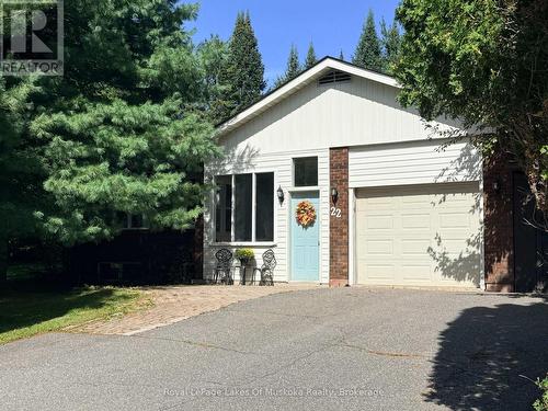 22 Westvale Drive, Bracebridge (Monck (Bracebridge)), ON 