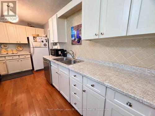 22 Westvale Drive, Bracebridge (Monck (Bracebridge)), ON 