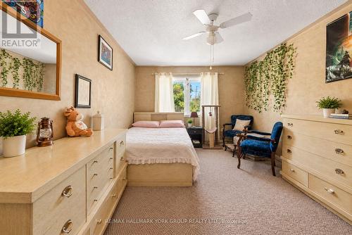 537 Walpole Crescent, Newmarket, ON 