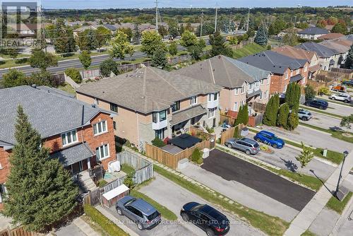 537 Walpole Crescent, Newmarket, ON 