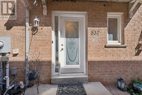 537 Walpole Crescent, Newmarket, ON 