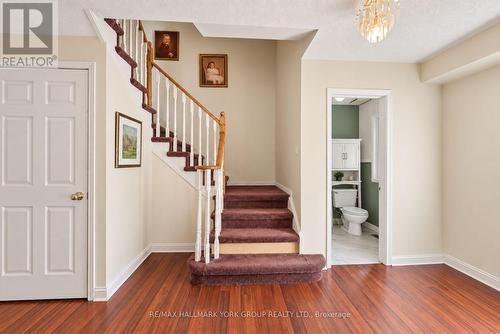 537 Walpole Crescent, Newmarket, ON 