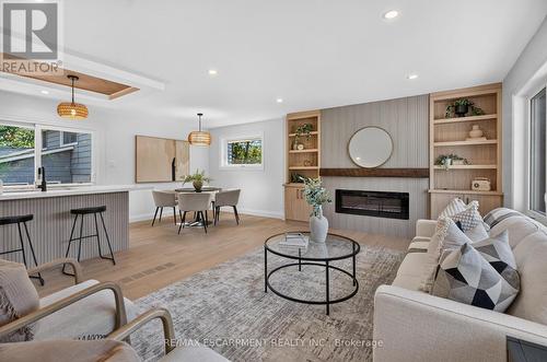3028 Eva Drive, Burlington, ON 