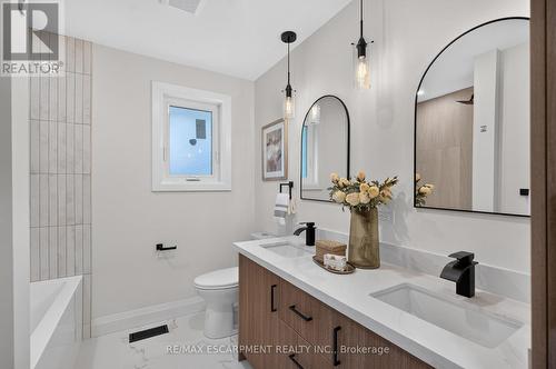 3028 Eva Drive, Burlington, ON 