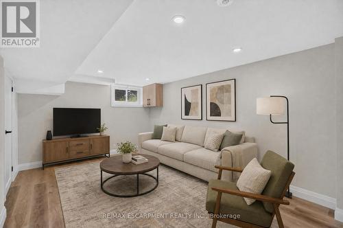 3028 Eva Drive, Burlington, ON 