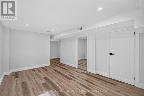 3028 Eva Drive, Burlington, ON 