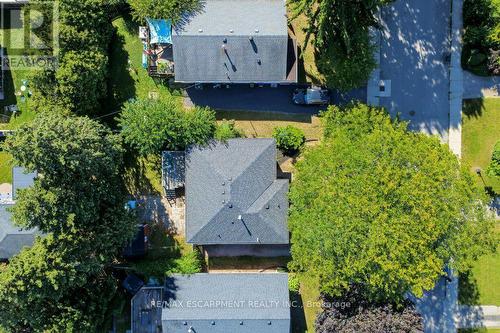 15 Carwyn Crescent, Hamilton, ON 
