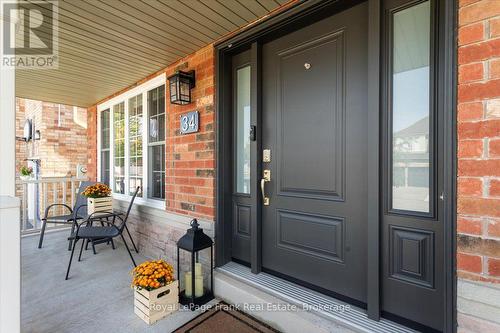 34 Freer Crescent, Ajax (Northwest Ajax), ON 