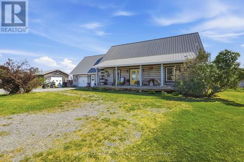 Log home with 92 acres - 939 Kelly Road, Prince Edward County (Athol Ward), ON 