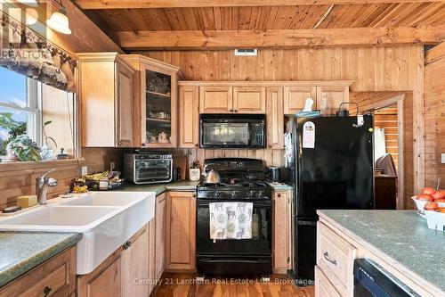 939 Kelly Road, Prince Edward County (Athol Ward), ON 