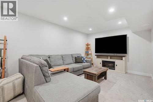 49 Mackenzie Crescent, Saskatoon, SK 