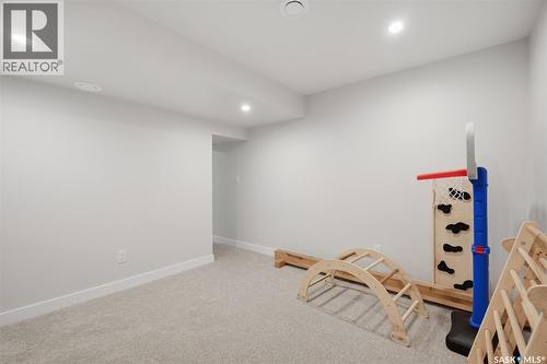 49 Mackenzie Crescent, Saskatoon, SK 