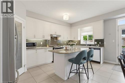 21 Irongate Drive, Paris, ON 