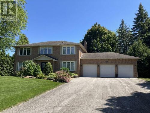 Front - 11 Ramsden Crescent, East Gwillimbury, ON 