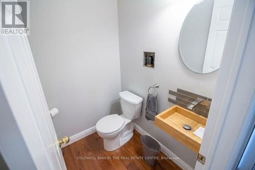 Main Floor 2pc - 11 Ramsden Crescent, East Gwillimbury, ON 