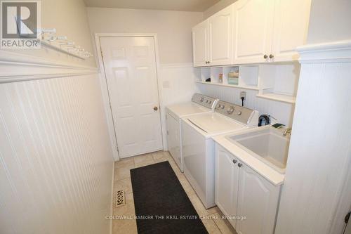 Laundry - 11 Ramsden Crescent, East Gwillimbury, ON 