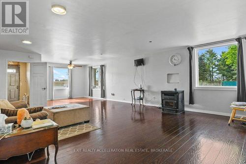 6715 County Rd 2, Loyalist (Lennox And Addington - South), ON 