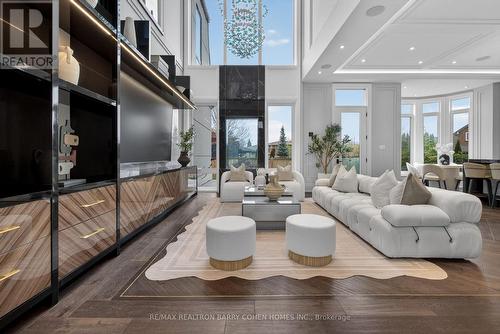 321 Morden Road, Oakville, ON 