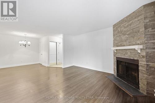 1611 - 1480 Pilgrims Way, Oakville, ON 
