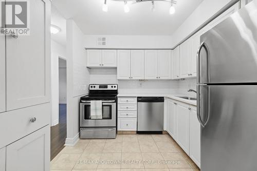 1611 - 1480 Pilgrims Way, Oakville, ON 