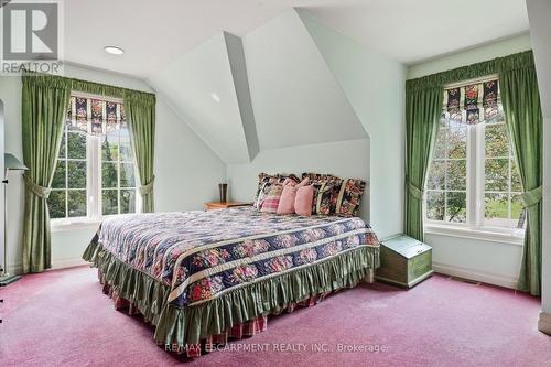 18 Blackberry Place, Hamilton, ON 
