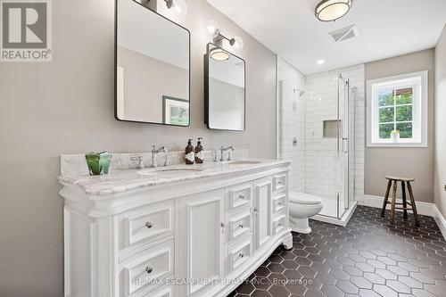 18 Blackberry Place, Hamilton, ON 