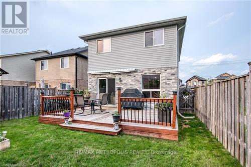 UPPER - 1369 OLD ZELLER DRIVE , Kitchener, Ontario N2A 0C6 4