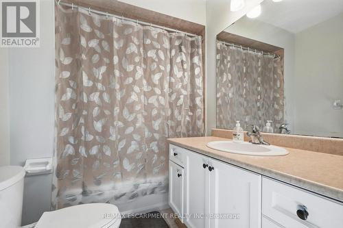 31 Peachwood Crescent, Hamilton, ON 