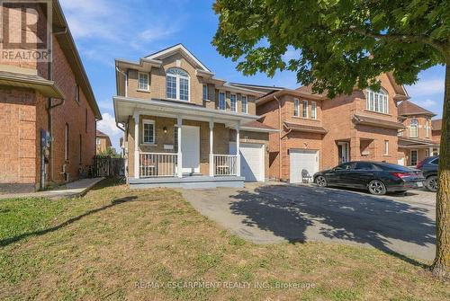 31 Peachwood Crescent, Hamilton, ON 