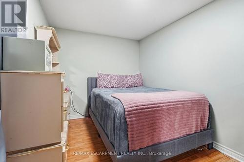 31 Peachwood Crescent, Hamilton, ON 