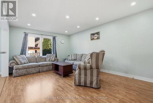 31 Peachwood Crescent, Hamilton, ON 