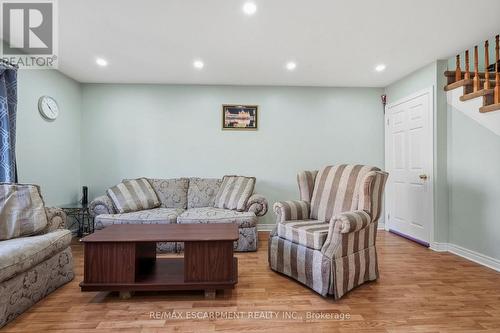31 Peachwood Crescent, Hamilton, ON 