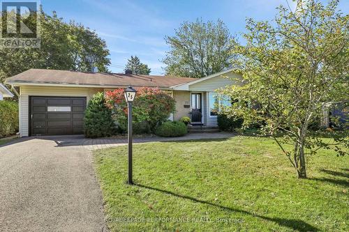 25 Thorncliff Place, Ottawa, ON 