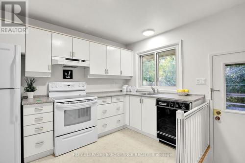 25 Thorncliff Place, Ottawa, ON 