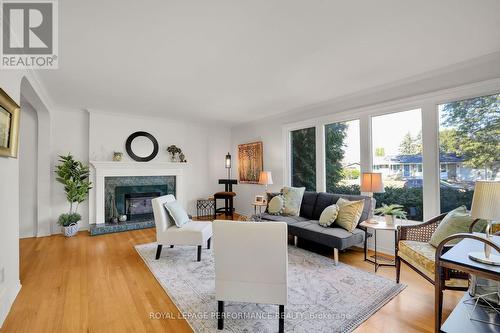 25 Thorncliff Place, Ottawa, ON 