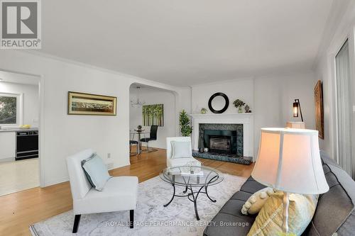 25 Thorncliff Place, Ottawa, ON 
