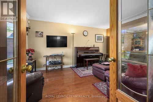67 Holitman Drive, Ottawa, ON 