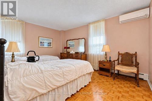 810 - 515 St Laurent Boulevard, Ottawa, ON 