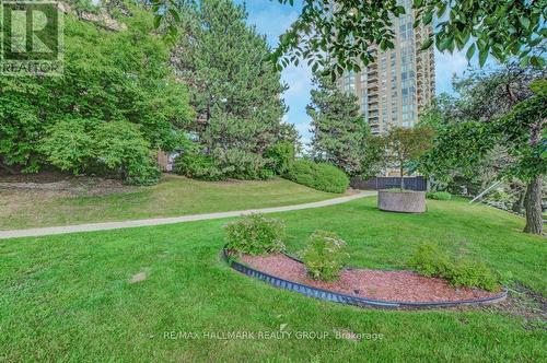810 - 515 St Laurent Boulevard, Ottawa, ON 
