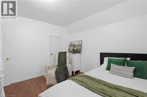 126 Niagara Street, Hamilton, ON 