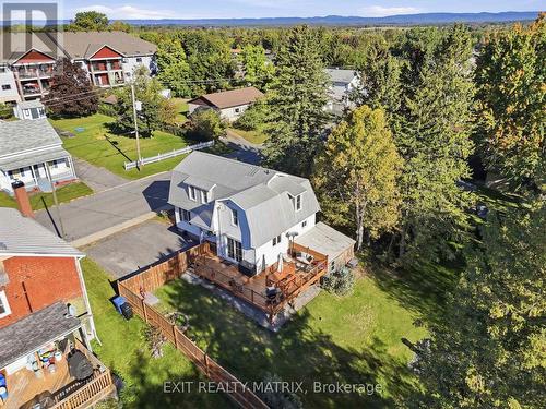 75 Stanley Avenue, Champlain, ON 