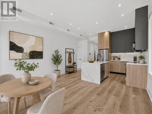 UNIT 2 - 28 NORCROSS ROAD , Toronto, Ontario M3H 2R4 4