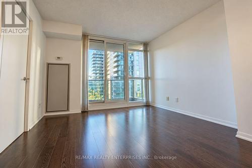 612 - 215 Fort York Boulevard, Toronto, ON 