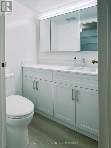 Washroom 1 - 701 - 3700 Kaneff Crescent, Mississauga, ON 