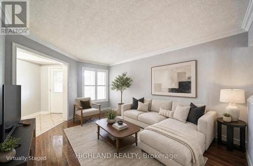 5327 Landsborough Avenue, Mississauga, ON 