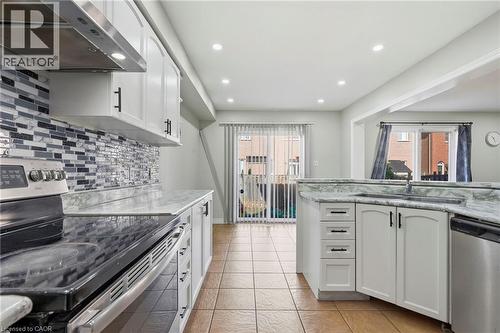 31 Peachwood Crescent, Stoney Creek, ON 