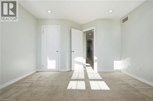 31 Peachwood Crescent, Stoney Creek, ON 