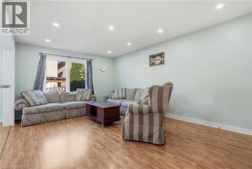 31 Peachwood Crescent, Stoney Creek, ON 