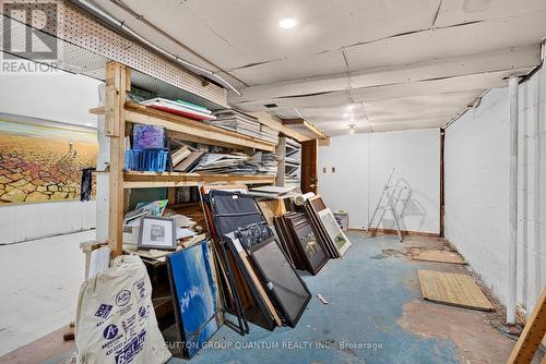 689 Barton Street E, Hamilton, ON 